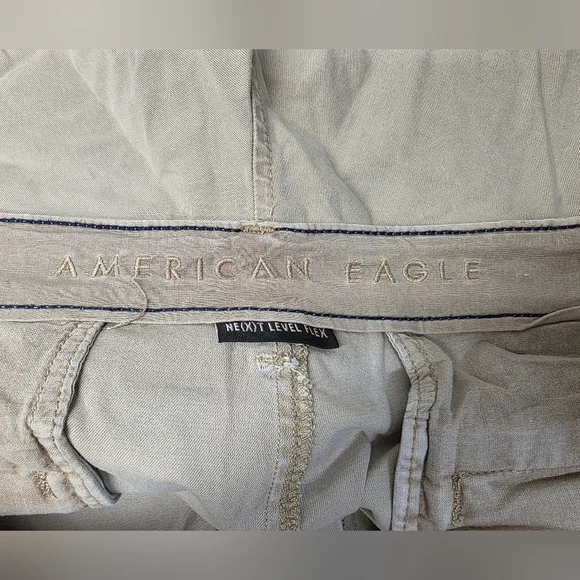 American Eagle Men's Size 32 Shorts Classic Light Brown - Picture 3 of 7